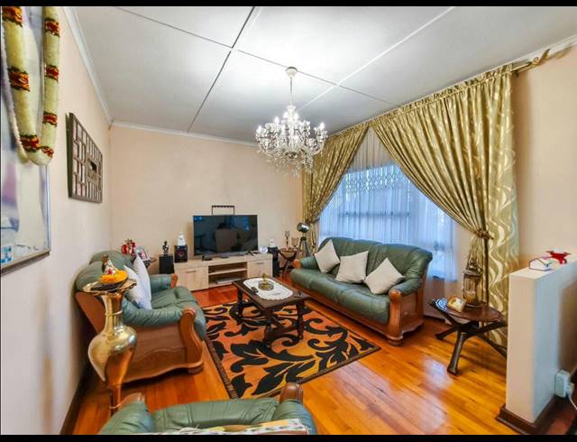 3 BEDROOM HOUSE FOR SALE IN BELLAIR